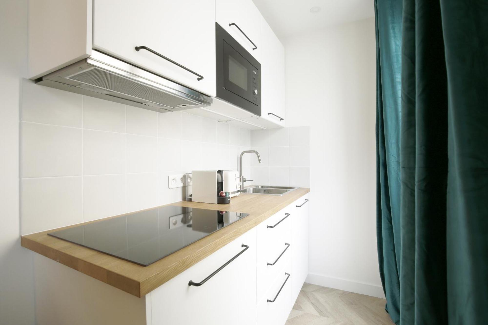 Relish Baguette In Light-filled Duplex Appartement *